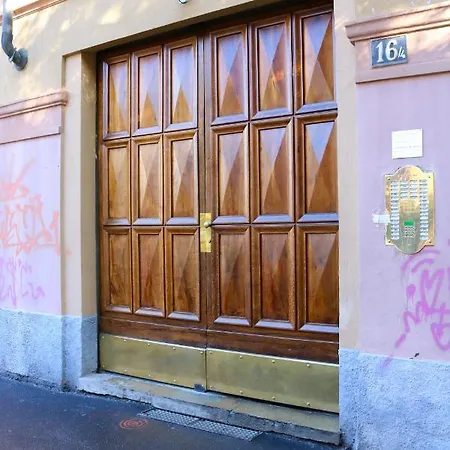 Apartment Charming In The Navigli District - 4 People Milan