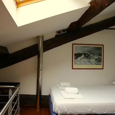 Apartment Charming In The Navigli District - 4 People